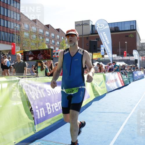 09.08.2026 - GEWOBA Citytriathlon Bremen Yannick Fuchs http://msf.ph/oto/9939683 09.08.2026 15:33:31 Ziel 432, 514 meine-sportfotos.de