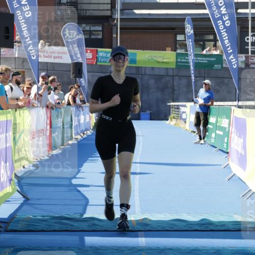 09.08.2026 - GEWOBA Citytriathlon Bremen Yannick Fuchs http://msf.ph/oto/9939691 09.08.2026 11:51:34 Ziel 435 meine-sportfotos.de