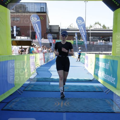 09.08.2026 - GEWOBA Citytriathlon Bremen Yannick Fuchs http://msf.ph/oto/9939699 09.08.2026 11:51:35 Ziel 435 meine-sportfotos.de