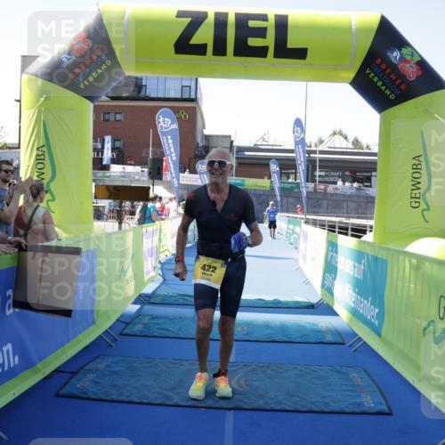 09.08.2026 - GEWOBA Citytriathlon Bremen Yannick Fuchs http://msf.ph/oto/9939718 09.08.2026 11:52:07 Ziel 422 meine-sportfotos.de