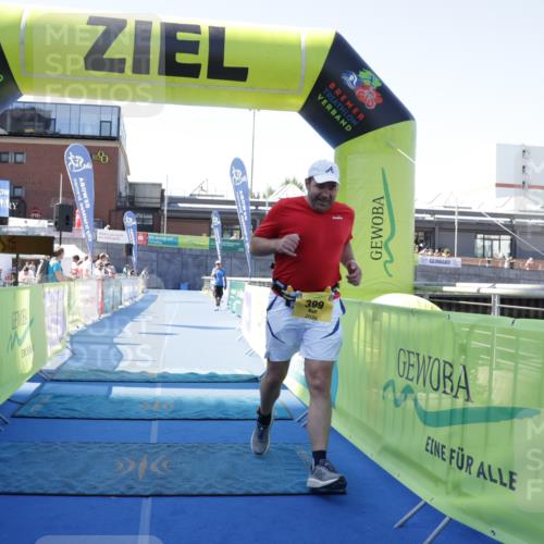 09.08.2026 - GEWOBA Citytriathlon Bremen Yannick Fuchs http://msf.ph/oto/9939742 09.08.2026 11:52:23 Ziel 399 meine-sportfotos.de