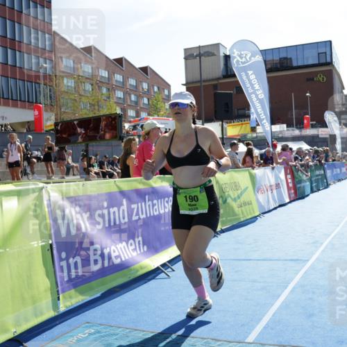 09.08.2026 - GEWOBA Citytriathlon Bremen Yannick Fuchs http://msf.ph/oto/9939803 09.08.2026 15:34:01 Ziel 190 meine-sportfotos.de