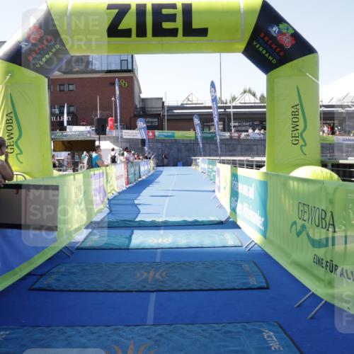 09.08.2026 - GEWOBA Citytriathlon Bremen Yannick Fuchs http://msf.ph/oto/9939826 09.08.2026 11:55:10 Ziel  meine-sportfotos.de