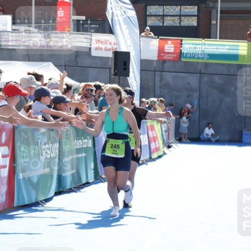 09.08.2026 - GEWOBA Citytriathlon Bremen Yannick Fuchs http://msf.ph/oto/9939840 09.08.2026 15:34:23 Ziel 245, 486 meine-sportfotos.de