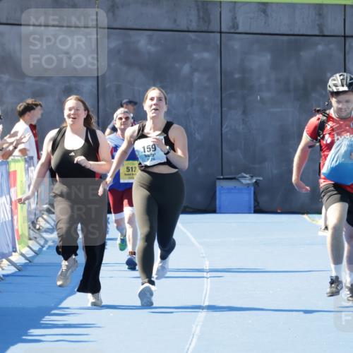 09.08.2026 - GEWOBA Citytriathlon Bremen Yannick Fuchs http://msf.ph/oto/9939886 09.08.2026 11:56:56 Ziel 159 meine-sportfotos.de