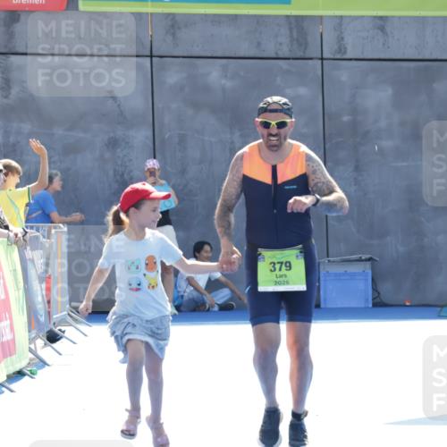 09.08.2026 - GEWOBA Citytriathlon Bremen Yannick Fuchs http://msf.ph/oto/9939909 09.08.2026 15:34:54 Ziel  meine-sportfotos.de