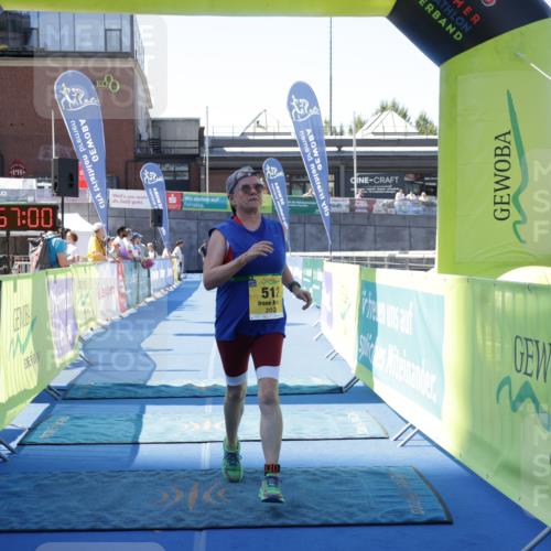 09.08.2026 - GEWOBA Citytriathlon Bremen Yannick Fuchs http://msf.ph/oto/9939920 09.08.2026 11:57:04 Ziel 512 meine-sportfotos.de