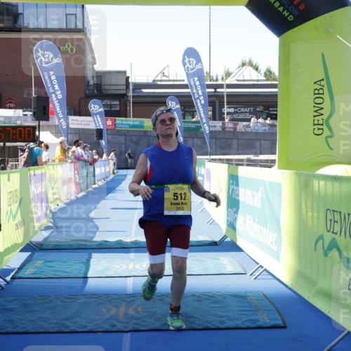 09.08.2026 - GEWOBA Citytriathlon Bremen Yannick Fuchs http://msf.ph/oto/9939922 09.08.2026 11:57:04 Ziel 512 meine-sportfotos.de