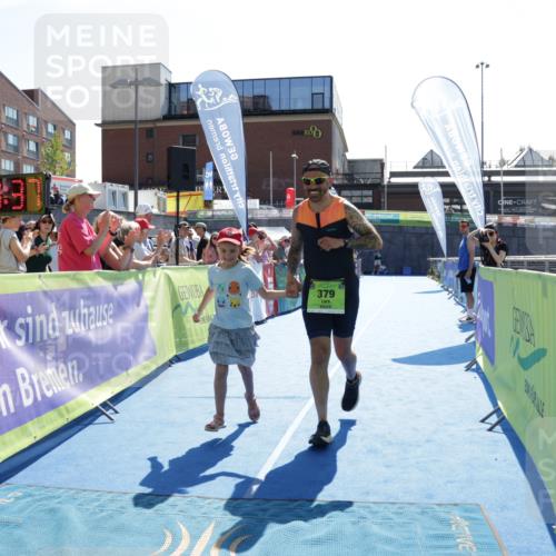 09.08.2026 - GEWOBA Citytriathlon Bremen Yannick Fuchs http://msf.ph/oto/9939931 09.08.2026 15:35:00 Ziel 379 meine-sportfotos.de