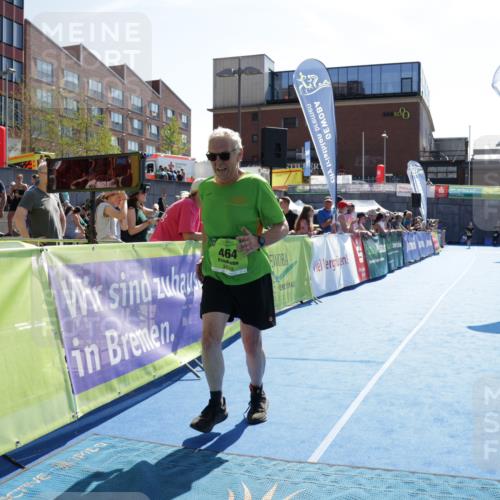09.08.2026 - GEWOBA Citytriathlon Bremen Yannick Fuchs http://msf.ph/oto/9939971 09.08.2026 15:35:22 Ziel 440, 464 meine-sportfotos.de