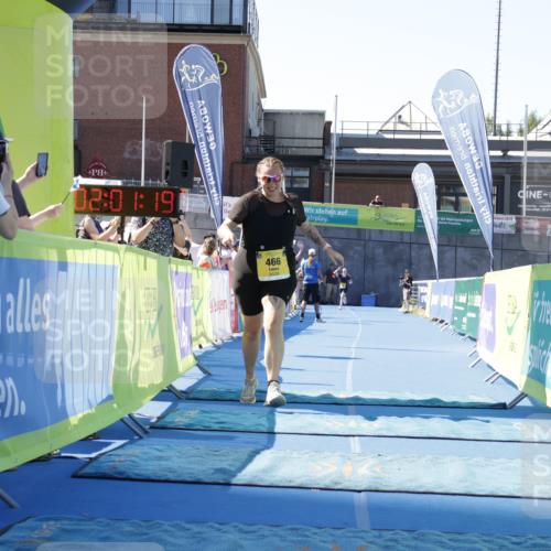 09.08.2026 - GEWOBA Citytriathlon Bremen Yannick Fuchs http://msf.ph/oto/9940032 09.08.2026 12:01:22 Ziel 466 meine-sportfotos.de
