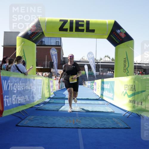 09.08.2026 - GEWOBA Citytriathlon Bremen Yannick Fuchs http://msf.ph/oto/9940038 09.08.2026 12:01:24 Ziel 466 meine-sportfotos.de