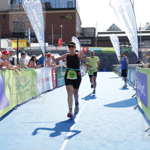 09.08.2026 - GEWOBA Citytriathlon Bremen Yannick Fuchs http://msf.ph/oto/9940039 09.08.2026 15:35:47 Ziel 461, 516 meine-sportfotos.de