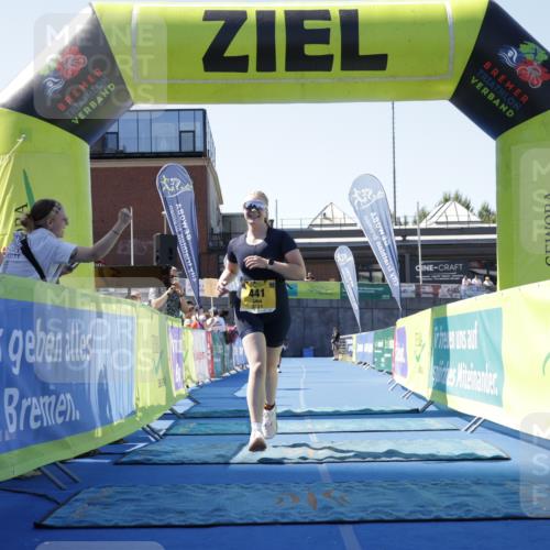 09.08.2026 - GEWOBA Citytriathlon Bremen Yannick Fuchs http://msf.ph/oto/9940053 09.08.2026 12:01:38 Ziel 441 meine-sportfotos.de