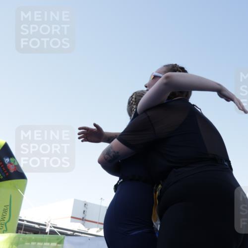 09.08.2026 - GEWOBA Citytriathlon Bremen Yannick Fuchs http://msf.ph/oto/9940061 09.08.2026 12:01:40 Ziel 441 meine-sportfotos.de