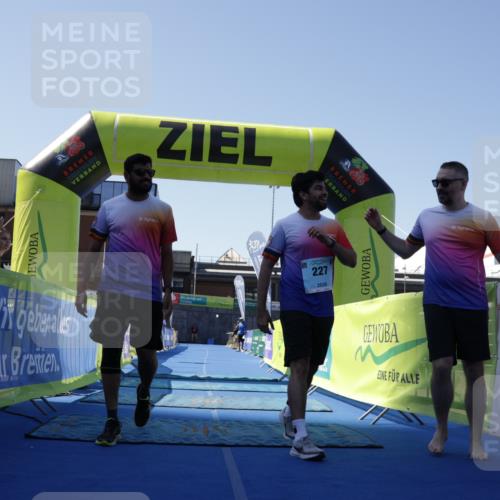 09.08.2026 - GEWOBA Citytriathlon Bremen Yannick Fuchs http://msf.ph/oto/9940089 09.08.2026 12:02:35 Ziel 227 meine-sportfotos.de