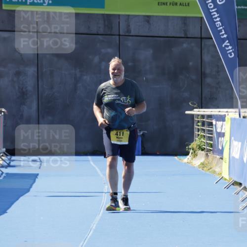 09.08.2026 - GEWOBA Citytriathlon Bremen Yannick Fuchs http://msf.ph/oto/9940095 09.08.2026 12:15:46 Ziel  meine-sportfotos.de