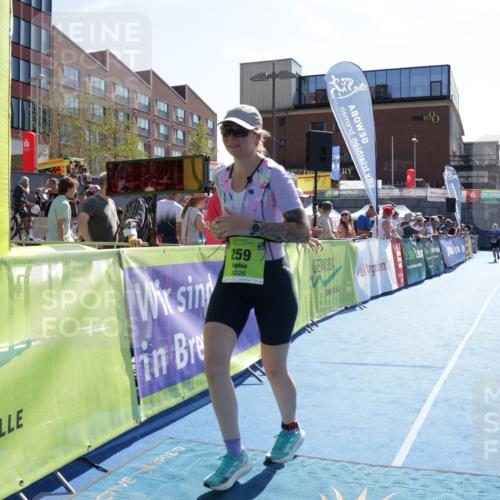 09.08.2026 - GEWOBA Citytriathlon Bremen Yannick Fuchs http://msf.ph/oto/9940152 09.08.2026 15:36:20 Ziel 259 meine-sportfotos.de
