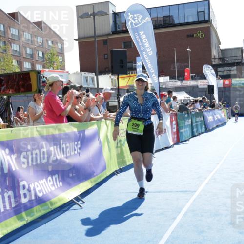 09.08.2026 - GEWOBA Citytriathlon Bremen Yannick Fuchs http://msf.ph/oto/9940177 09.08.2026 15:36:30 Ziel 299 meine-sportfotos.de