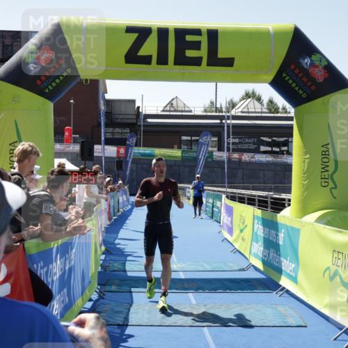 09.08.2026 - GEWOBA Citytriathlon Bremen Yannick Fuchs http://msf.ph/oto/9940178 09.08.2026 13:24:48 Ziel 699 meine-sportfotos.de