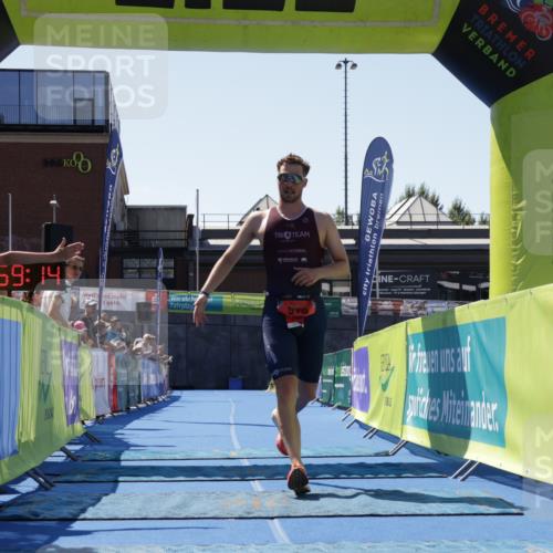 09.08.2026 - GEWOBA Citytriathlon Bremen Yannick Fuchs http://msf.ph/oto/9940210 09.08.2026 13:25:37 Ziel 570 meine-sportfotos.de