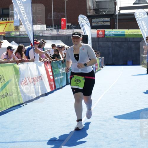 09.08.2026 - GEWOBA Citytriathlon Bremen Yannick Fuchs http://msf.ph/oto/9940229 09.08.2026 15:36:55 Ziel 266, 268 meine-sportfotos.de