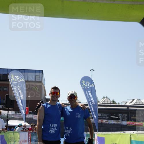 09.08.2026 - GEWOBA Citytriathlon Bremen Yannick Fuchs http://msf.ph/oto/9940233 09.08.2026 13:29:13 Ziel  meine-sportfotos.de