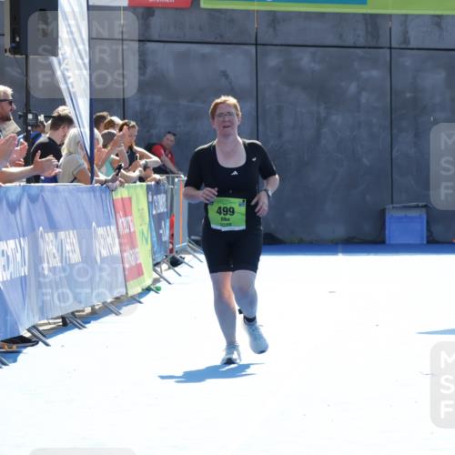 09.08.2026 - GEWOBA Citytriathlon Bremen Yannick Fuchs http://msf.ph/oto/9940332 09.08.2026 15:37:56 Ziel 387 meine-sportfotos.de