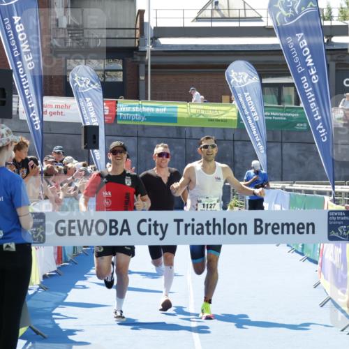 09.08.2026 - GEWOBA Citytriathlon Bremen Yannick Fuchs http://msf.ph/oto/9940347 09.08.2026 13:39:31 Ziel 1127 meine-sportfotos.de