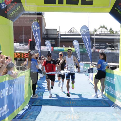 09.08.2026 - GEWOBA Citytriathlon Bremen Yannick Fuchs http://msf.ph/oto/9940352 09.08.2026 13:39:32 Ziel 1127 meine-sportfotos.de