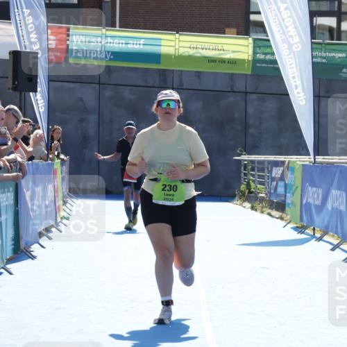 09.08.2026 - GEWOBA Citytriathlon Bremen Yannick Fuchs http://msf.ph/oto/9940419 09.08.2026 15:39:05 Ziel 230 meine-sportfotos.de
