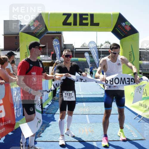 09.08.2026 - GEWOBA Citytriathlon Bremen Yannick Fuchs http://msf.ph/oto/9940420 09.08.2026 13:39:41 Ziel  meine-sportfotos.de