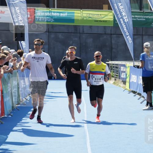 09.08.2026 - GEWOBA Citytriathlon Bremen Yannick Fuchs http://msf.ph/oto/9940431 09.08.2026 13:39:51 Ziel 1110 meine-sportfotos.de