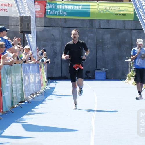 09.08.2026 - GEWOBA Citytriathlon Bremen Yannick Fuchs http://msf.ph/oto/9940468 09.08.2026 13:40:56 Ziel 803 meine-sportfotos.de