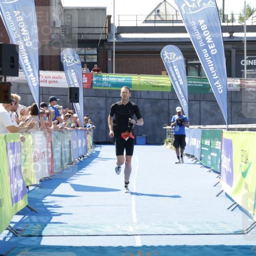 09.08.2026 - GEWOBA Citytriathlon Bremen Yannick Fuchs http://msf.ph/oto/9940477 09.08.2026 13:40:57 Ziel 803 meine-sportfotos.de