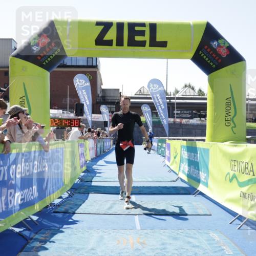09.08.2026 - GEWOBA Citytriathlon Bremen Yannick Fuchs http://msf.ph/oto/9940495 09.08.2026 13:41:01 Ziel 803 meine-sportfotos.de