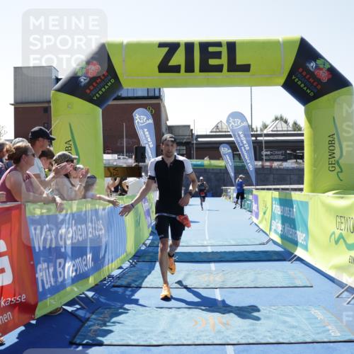 09.08.2026 - GEWOBA Citytriathlon Bremen Yannick Fuchs http://msf.ph/oto/9940527 09.08.2026 13:41:35 Ziel 579, 737 meine-sportfotos.de