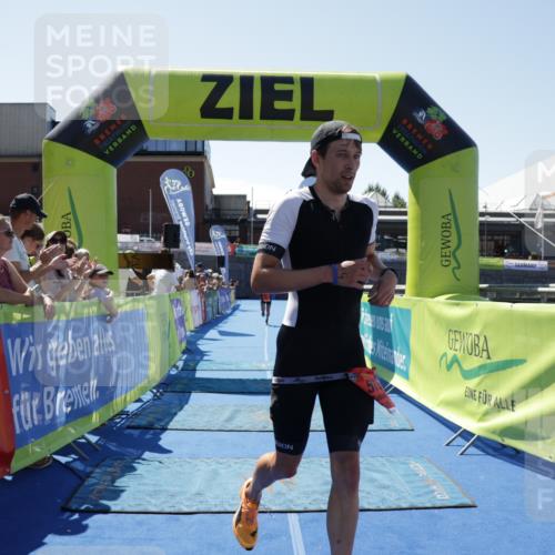09.08.2026 - GEWOBA Citytriathlon Bremen Yannick Fuchs http://msf.ph/oto/9940534 09.08.2026 13:41:37 Ziel 579, 737 meine-sportfotos.de