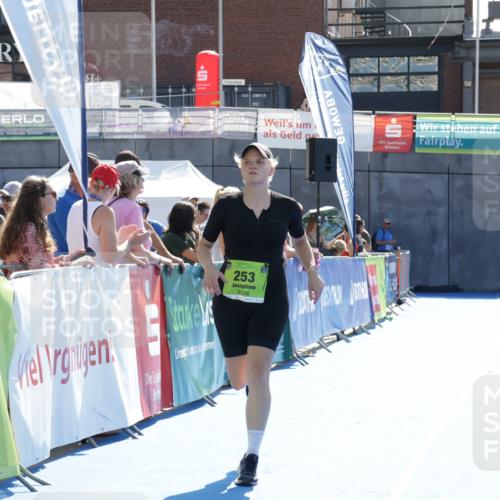09.08.2026 - GEWOBA Citytriathlon Bremen Yannick Fuchs http://msf.ph/oto/9940568 09.08.2026 15:40:03 Ziel 219, 253 meine-sportfotos.de