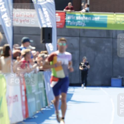 09.08.2026 - GEWOBA Citytriathlon Bremen Yannick Fuchs http://msf.ph/oto/9940580 09.08.2026 13:42:39 Ziel 604, 776 meine-sportfotos.de