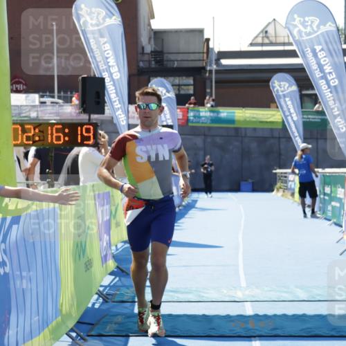 09.08.2026 - GEWOBA Citytriathlon Bremen Yannick Fuchs http://msf.ph/oto/9940590 09.08.2026 13:42:42 Ziel 604 meine-sportfotos.de
