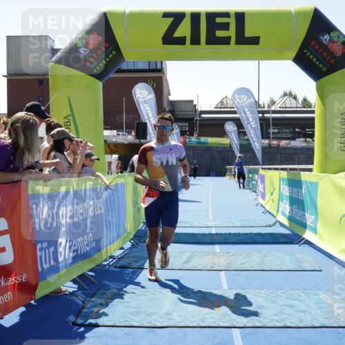 09.08.2026 - GEWOBA Citytriathlon Bremen Yannick Fuchs http://msf.ph/oto/9940594 09.08.2026 13:42:42 Ziel 604 meine-sportfotos.de