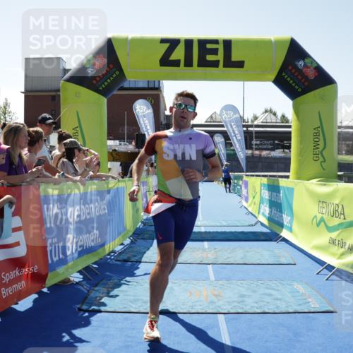 09.08.2026 - GEWOBA Citytriathlon Bremen Yannick Fuchs http://msf.ph/oto/9940597 09.08.2026 13:42:43 Ziel 604 meine-sportfotos.de