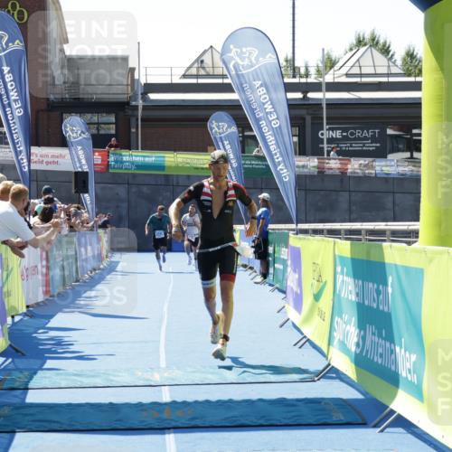 09.08.2026 - GEWOBA Citytriathlon Bremen Yannick Fuchs http://msf.ph/oto/9940624 09.08.2026 13:43:13 Ziel 787, 1131 meine-sportfotos.de