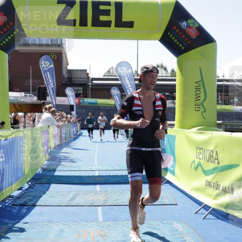 09.08.2026 - GEWOBA Citytriathlon Bremen Yannick Fuchs http://msf.ph/oto/9940640 09.08.2026 13:43:15 Ziel 787, 1131 meine-sportfotos.de