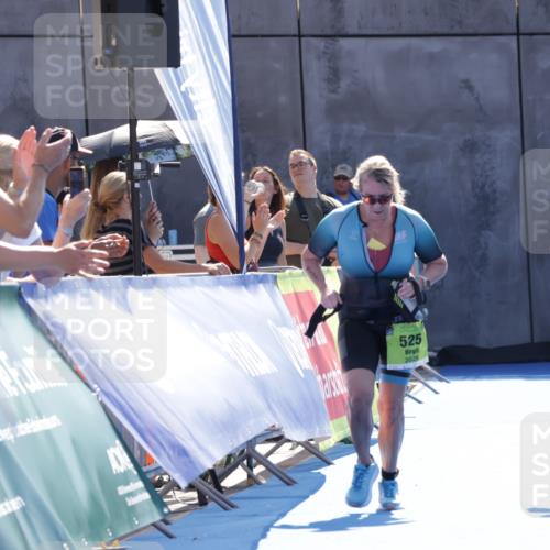 09.08.2026 - GEWOBA Citytriathlon Bremen Yannick Fuchs http://msf.ph/oto/9940646 09.08.2026 15:40:59 Ziel  meine-sportfotos.de