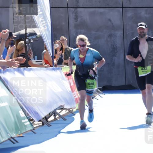 09.08.2026 - GEWOBA Citytriathlon Bremen Yannick Fuchs http://msf.ph/oto/9940648 09.08.2026 15:40:59 Ziel  meine-sportfotos.de