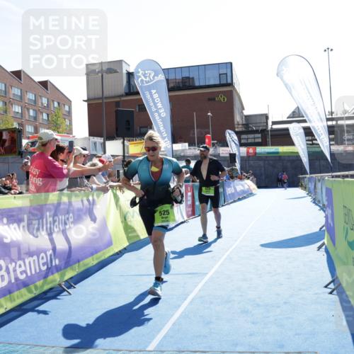 09.08.2026 - GEWOBA Citytriathlon Bremen Yannick Fuchs http://msf.ph/oto/9940668 09.08.2026 15:41:04 Ziel 422, 525 meine-sportfotos.de