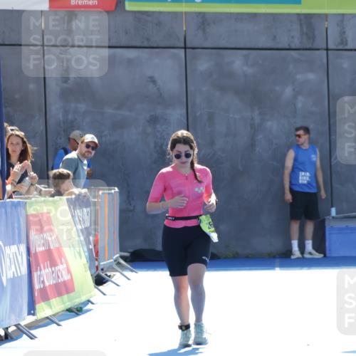 09.08.2026 - GEWOBA Citytriathlon Bremen Yannick Fuchs http://msf.ph/oto/9940682 09.08.2026 15:41:10 Ziel 422, 525 meine-sportfotos.de
