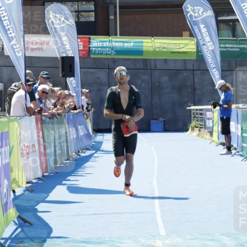 09.08.2026 - GEWOBA Citytriathlon Bremen Yannick Fuchs http://msf.ph/oto/9940720 09.08.2026 13:44:34 Ziel 557 meine-sportfotos.de